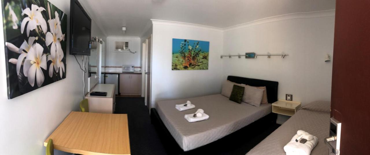 Carnarvon Gateway Motel Εξωτερικό φωτογραφία